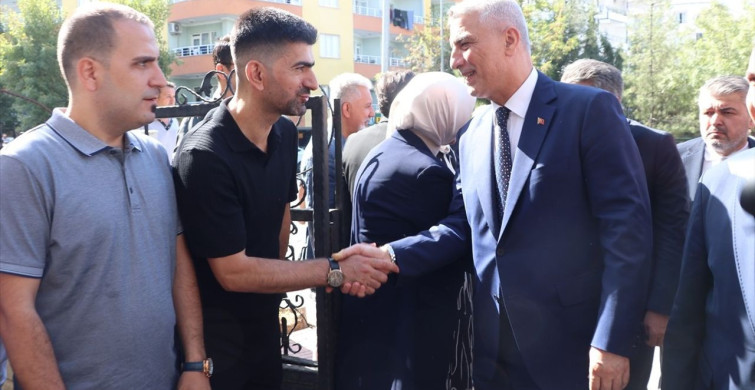 Bakan Bolat, Siirt'te 'Türkiye Yüzyılı' Programında Konuştu