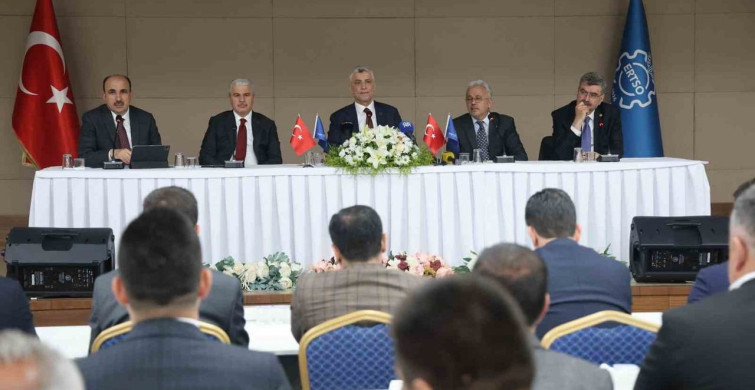 Bakan Bolat: Türkiye 273 buçuk milyar dolar yıllık ihracat yapan bir ülke konumuna geldi