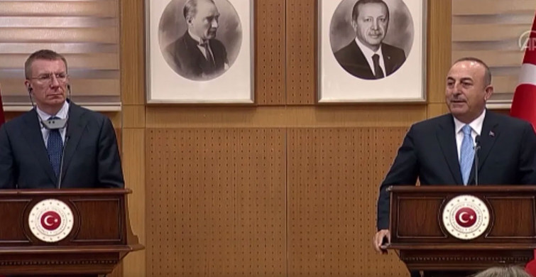 Bakan Çavuşoğlu'ndan sert Suriye açıklaması: "Bayrağımıza el uzatanların elini kırarız!"