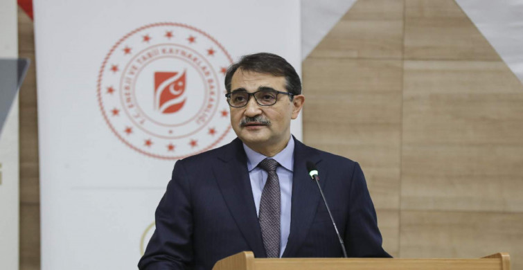 Bakan Dönmez açıkladı: 1056 yataklı gemi depremzedelere hizmet verecek