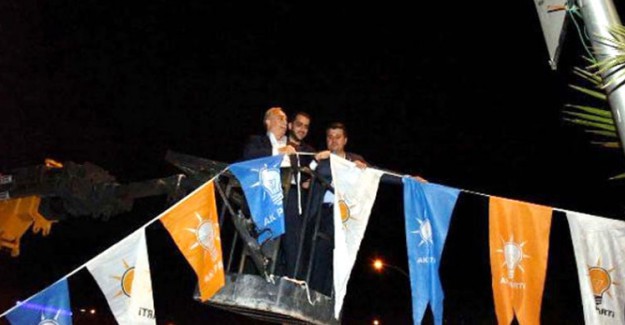 Bakan Fakıbaba Vince Çıkıp Bayrak Astı