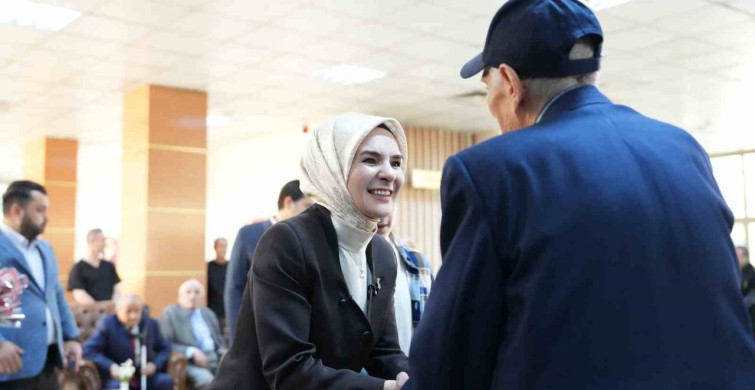 Bakan Göktaş Kurban Bayramı Ziyaretleriyle Birlikte Sevgi Dağıttı