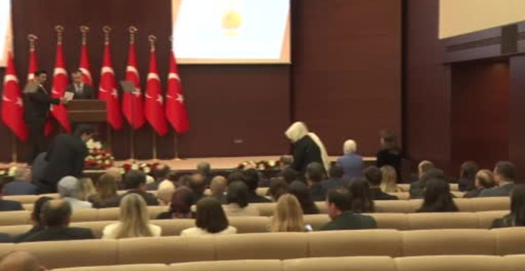 Bakan Göktaş, Yaşlılık Stratejilerini Vurguladı