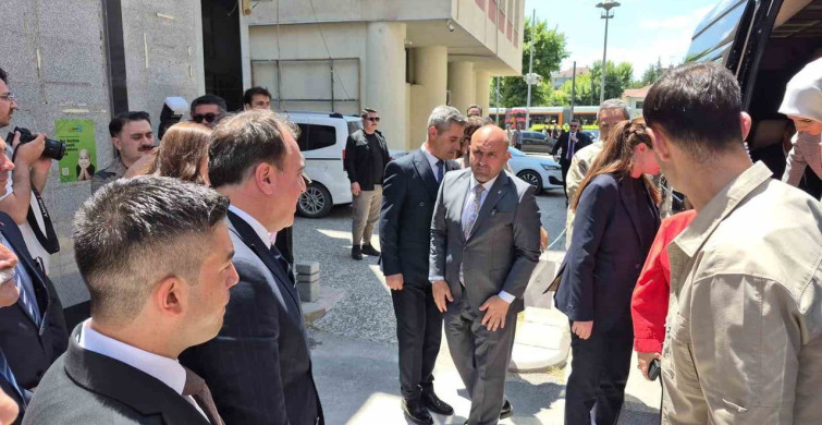 Bakan Göktaş’tan MHP Eskişehir İl Başkanlığı’na ziyaret