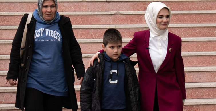 Bakan Göktaş'tan Şehit Çocuklarına Destek