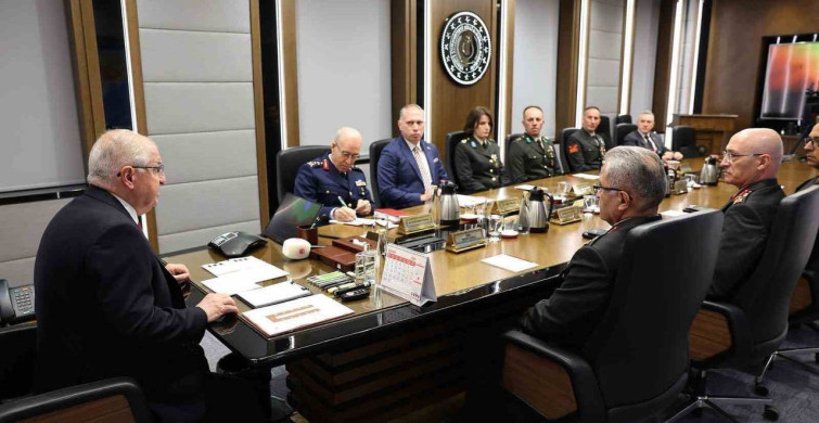 Bakan Güler, Kara Kuvvetleri Komutanı Tokel’i kabul etti
