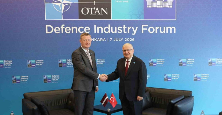 Bakan Güler, Letonya ve Kanada savunma bakanlarıyla bir araya geldi
