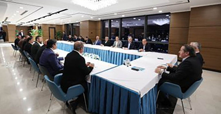 Bakan Işıkhan Memur-Sen İle Görüştü