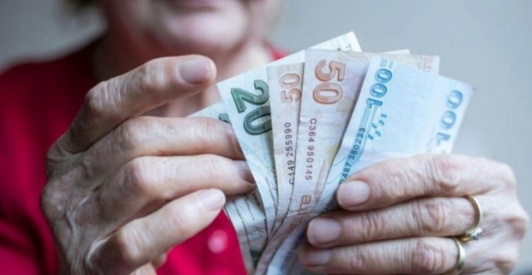 Bakan Işıkhan'dan 'en düşük emekli aylığı' açıklaması