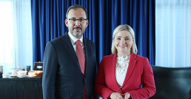 Bakan Kasapoğlu, İzlandalı Mevkidaşı ile Görüştü 