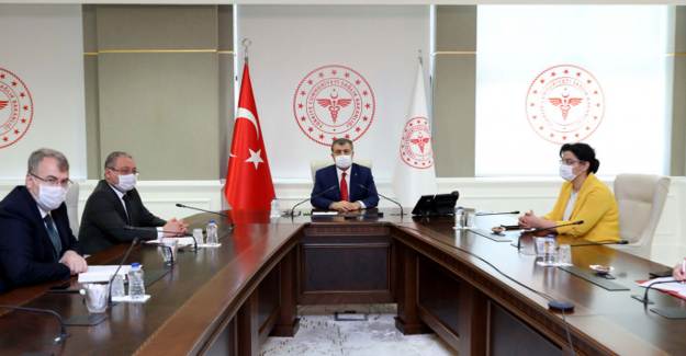 Bakan Koca'dan 81 Şehir Sağlık Müdürüne Bayram Uyarısı
