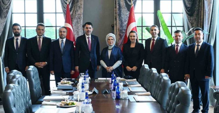 Bakan Kurum, Emine Erdoğan ile çevre politikaları ve COP31 hazırlıklarını görüştü