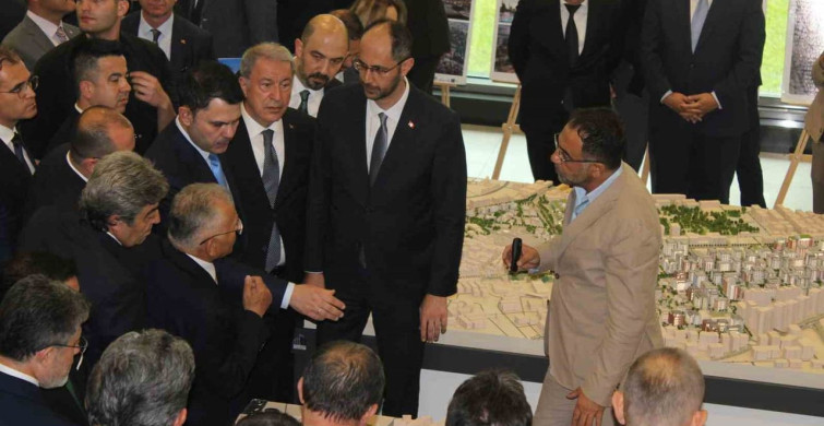 Bakan Kurum ve Yumaklı'dan Kayseri temasları