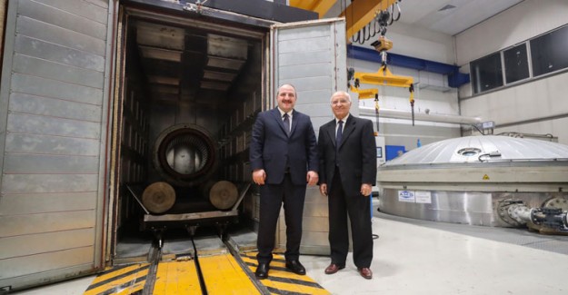 Bakan Mustafa Varank Yerli Elektrik Motoru Üreticisi GAMAK’ı Ziyaret Etti