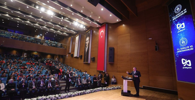 Bakan Osman Aşkın Bak, Şampiyon Sporcular ve Anneleriyle Buluştu