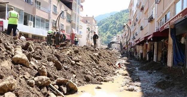 Bakan Selçuk: Giresun'da Selden Etkilenenlere 2,5 Milyon TL Kaynak Aktaracağız