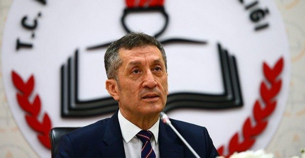 Bakan Selçuk: Okullar En Güvenli Zamanda Açılacak