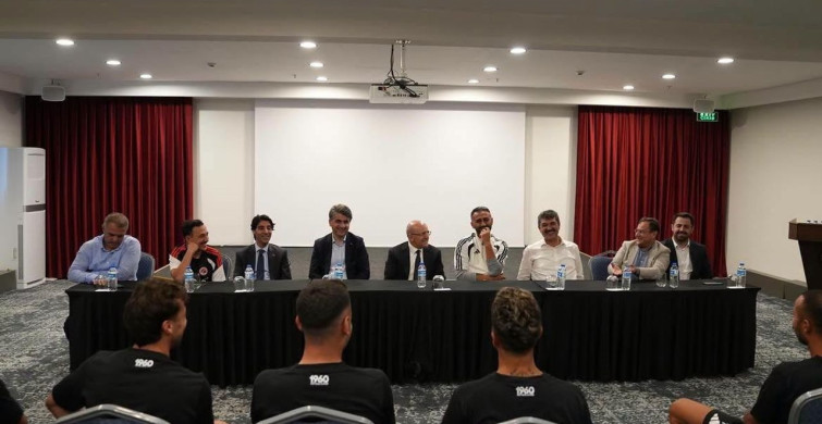 Bakan Şimşek, Bolu kampındaki Batman Petrolspor'u ziyaret etti