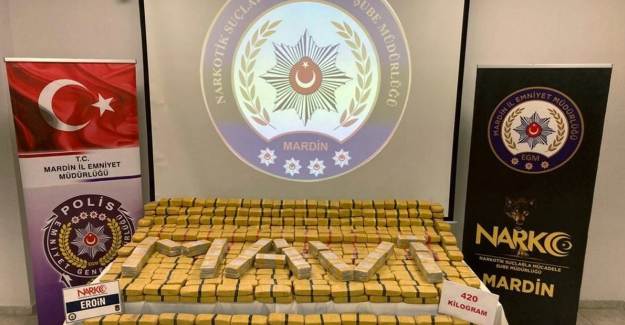 Bakan Soylu: 1 Tondan Fazla Uyuşturucu Ele Geçirildi
