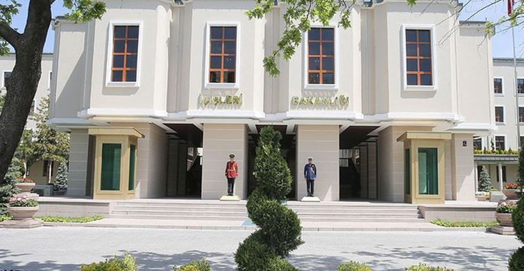 Bakan Süleyman Soylu Iğdır'da Güvenlik Toplantısına Katıldı