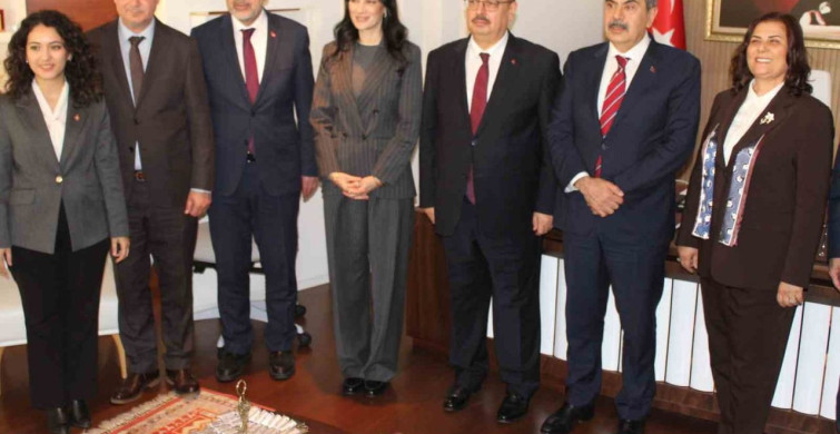 Bakan Tekin, Aydın'da Başkan Çerçioğlu ile Buluştu