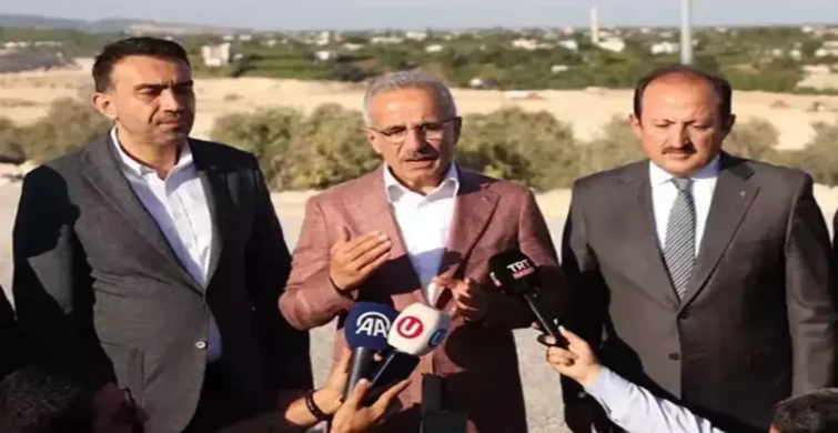 Bakan Uraloğlu: "Çeşmeli-Erdemli-Silifke-Taşucu Otoyolu Trafiği Rahatlatacak"