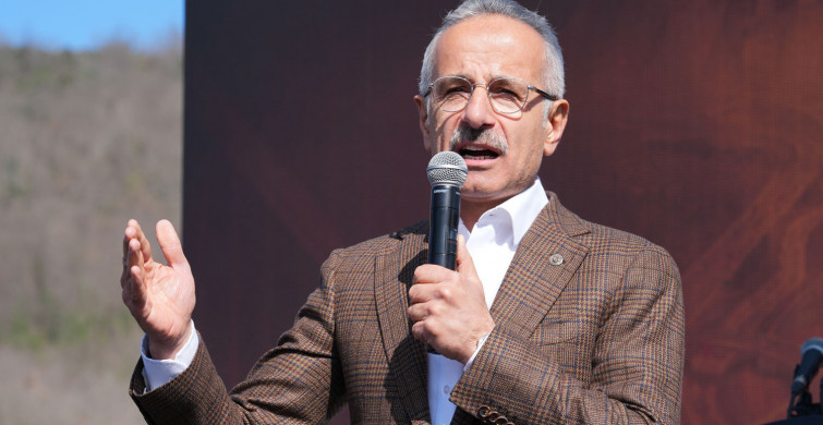 Bakan Uraloğlu’dan sevindiren haber: ‘‘Arnavutköy-İstanbul Havalimanı metro hattı yarın açılıyor!’’