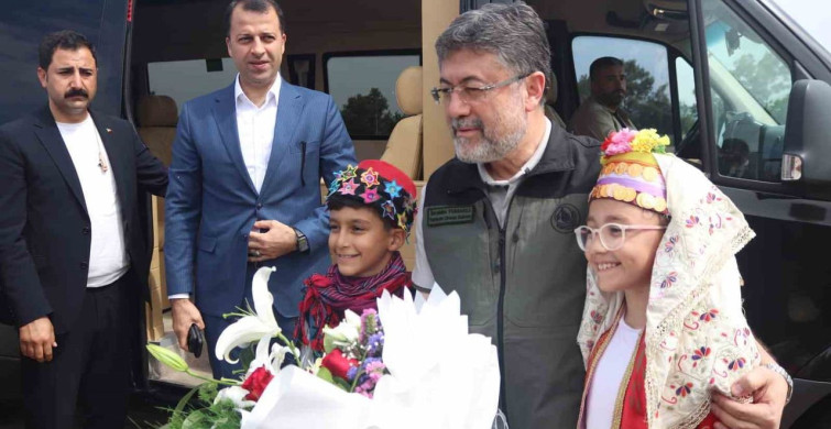 Bakan Yumaklı: 28 uçak, 119 helikopter, 14 İHA ile yeşil vatanımıza havadan kalkan oluyoruz
