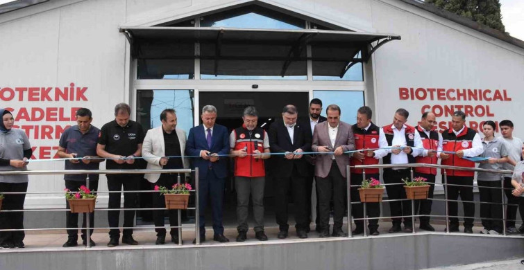 Bakan Yumaklı, İzmir'de biyoteknik mücadele araştırma merkezi’nin açılışını yaptı