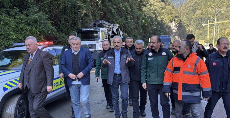 Bakanlar Yol Çalışmalarını İnceledi