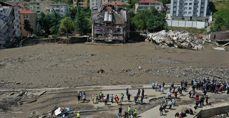 Bakanlık Açıkladı! Sel Felaketlerinin Yaşandığı Bölgelerde Kamu Alacakları Ertelendi