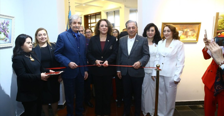 Bakü'de 'Kardeşliğimiz Ebedidir' Sergisi Açıldı