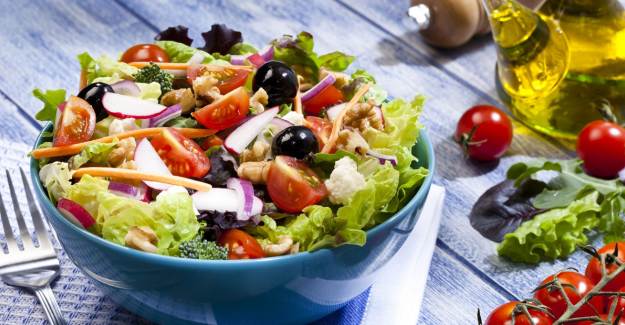 Balıkçı Salatası Nasıl Yapılır? 