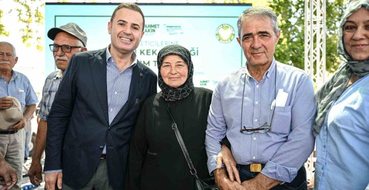 Balıkesir Büyükşehir'den arıcılara yüzde 100 hibeli fondan kek desteği