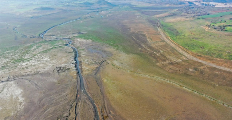 Balıkesir İkizcetepeler Barajı'nda Kritik Düşüş: Su Seviyesi Yüzde 10'un Altında