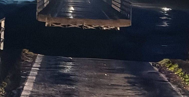 Balıkesir Susurluk'ta Şiddetli Yağış Sonucu Köprü Çöktü