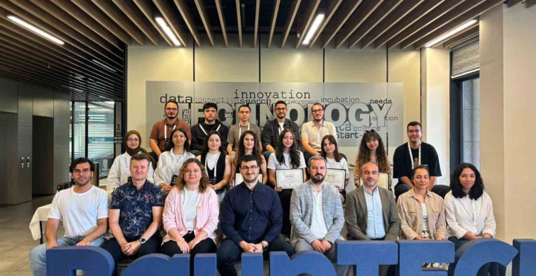 Balıkesir Teknokent'te Veri ve Yapay Zeka Eğitim Programı Tamamlandı