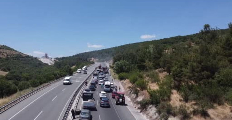 Balıkesir'de işçi servisi yangın çıkardı, müdahale ile faciadan dönüldü