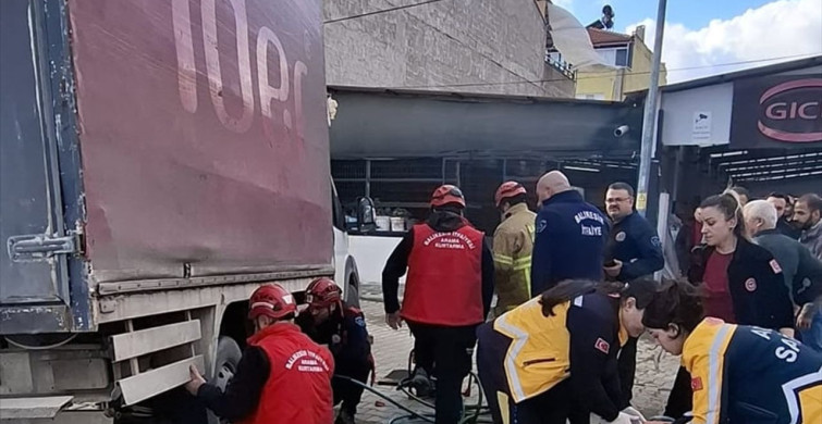 Balıkesir'de Kamyonetin Altında Kalan Kişi Kurtarıldı