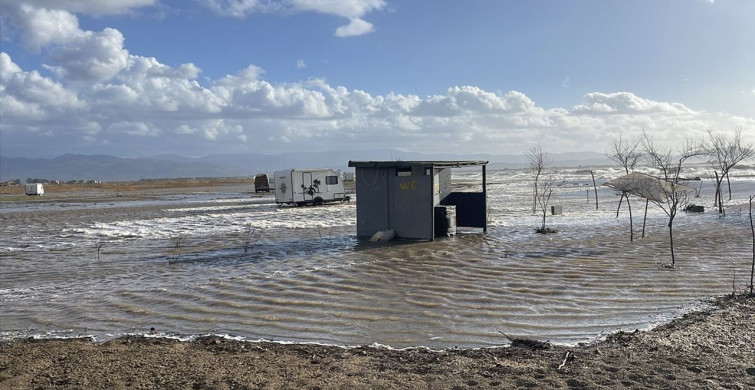 Balıkesir'de Lodos Etkisi Hissediliyor