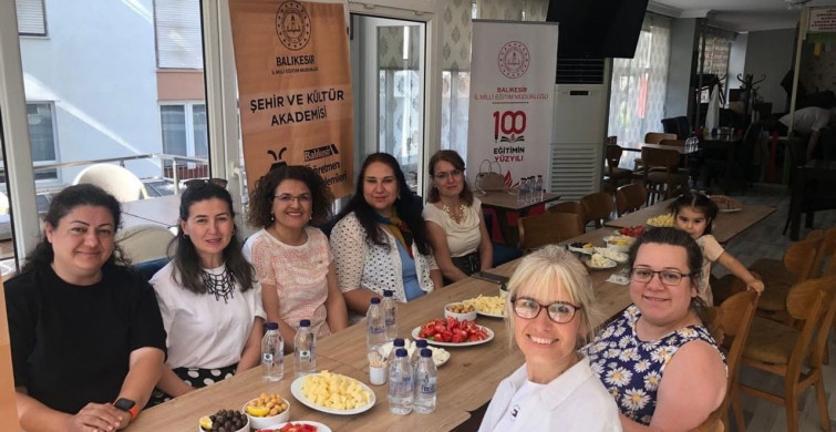 Balıkesir'de öğretmenlere peynir-zeytin-ekmek tadım etkinliği