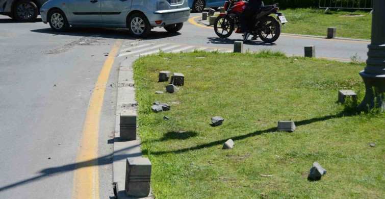 Balıkesir'de tır trafiği felç etti