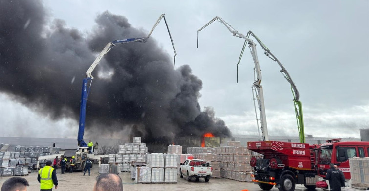 Balıkesir'de Yangın Kontrol Altına Alındı