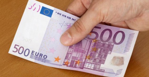 Bankacı Robin Hood Zenginden Alıp Fakirin Hesabına Aktardı