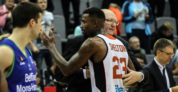 Banvit, Shelton’ı Renklerine Bağladı!