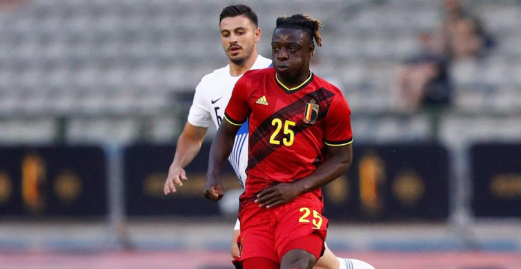 Barcelona Jeremy Doku'yu Transfer Etmek İstiyor!