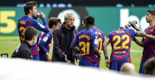 Barcelona, Quique Setien ile Yolları Ayırdı!