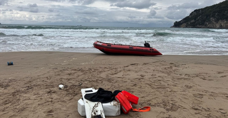 Bartın'da Şişme Bot Krizi: İki Balıkçı Kurtarıldı