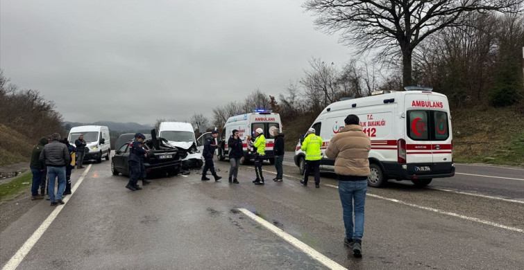 Bartın'da Trafik Kazası: Polis Memuru Hayatını Kaybetti