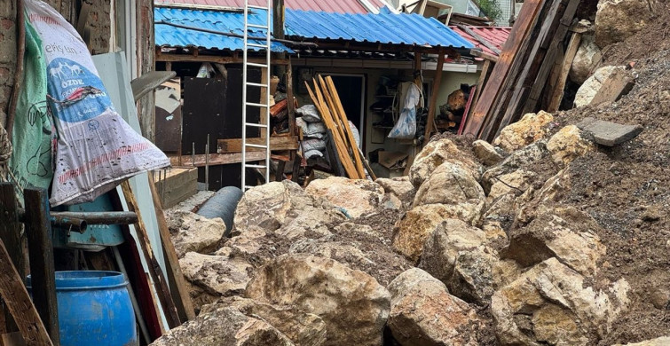 Bartın'da Yağış Sonrası Heyelan: Tedbir Amaçlı Tahliyeler Gerçekleştirildi